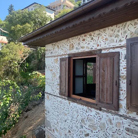 Coastal Frame ألانيا